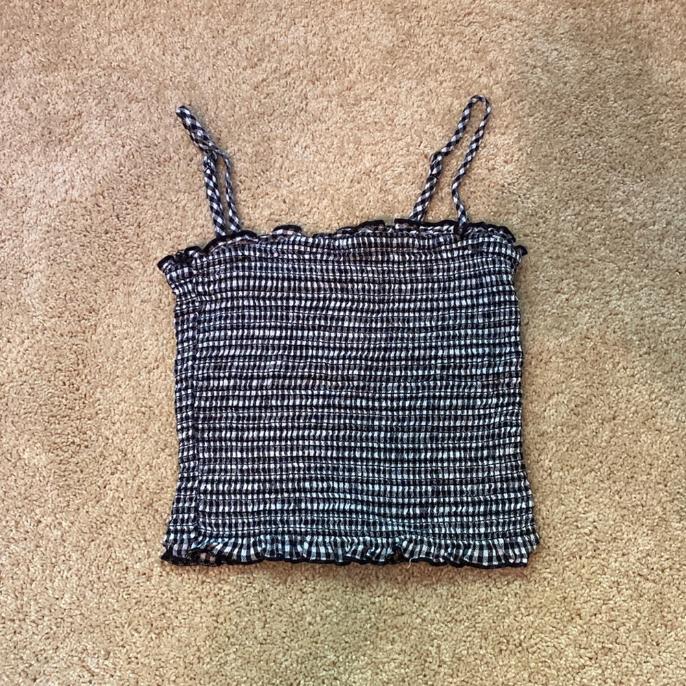 Ivy and Main, size XS, gingham black/white cropped tank